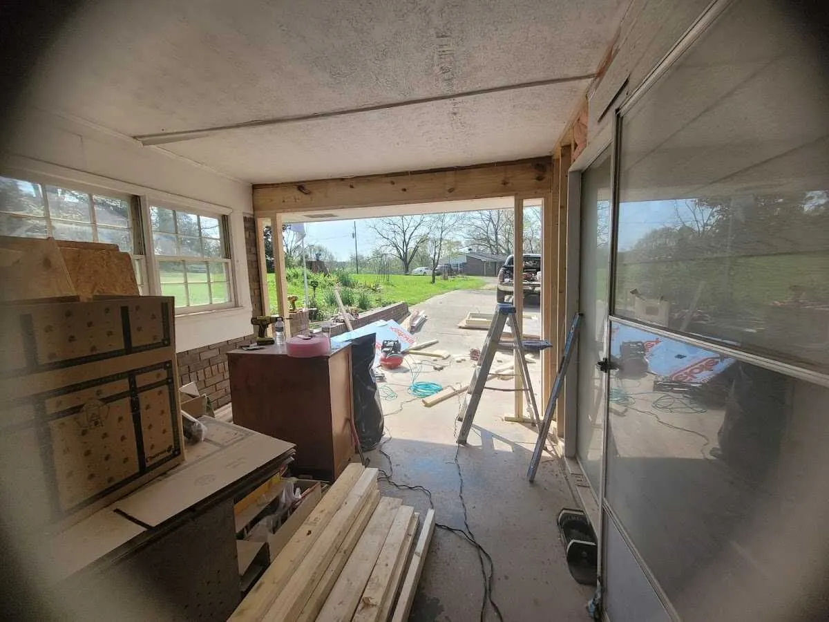 Air movers and dehumidifier for Water Mitigation Services in Four Corners